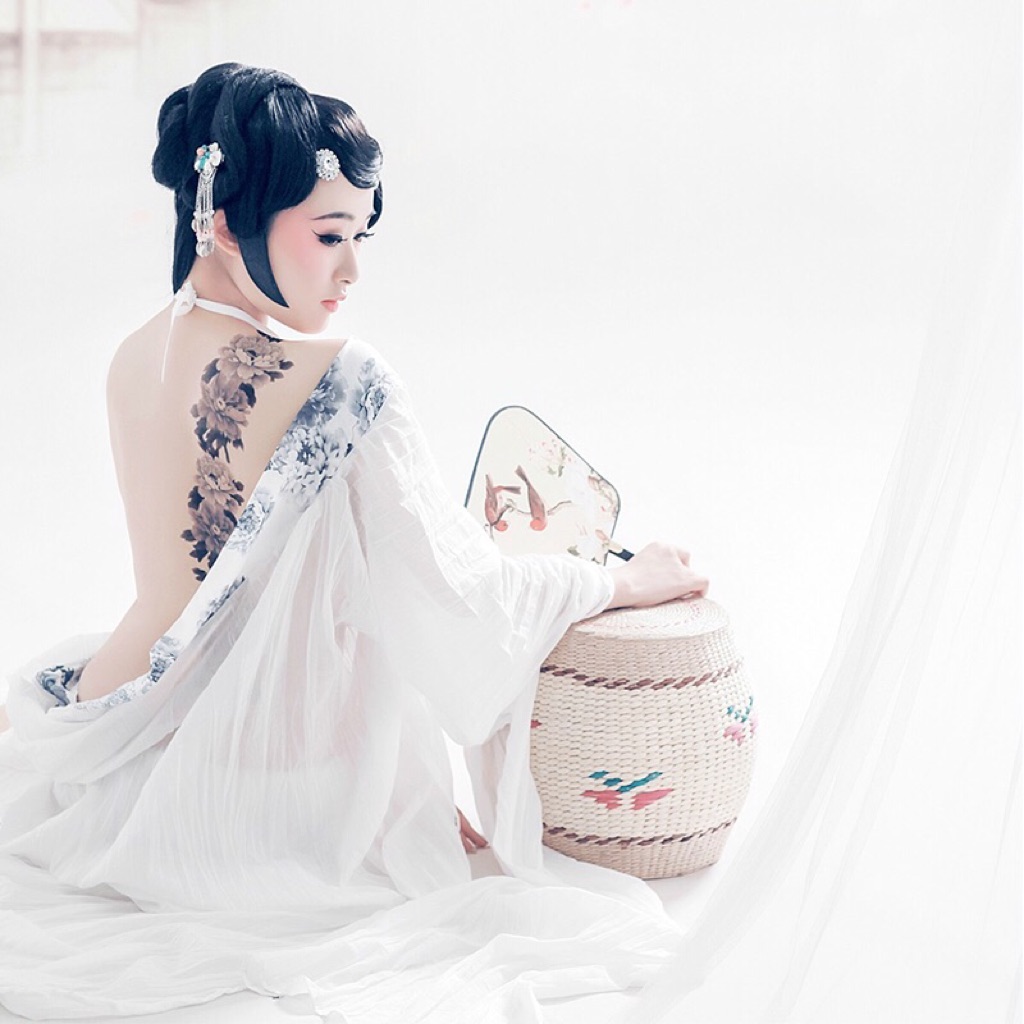 《矜染画》虞美人古装写真