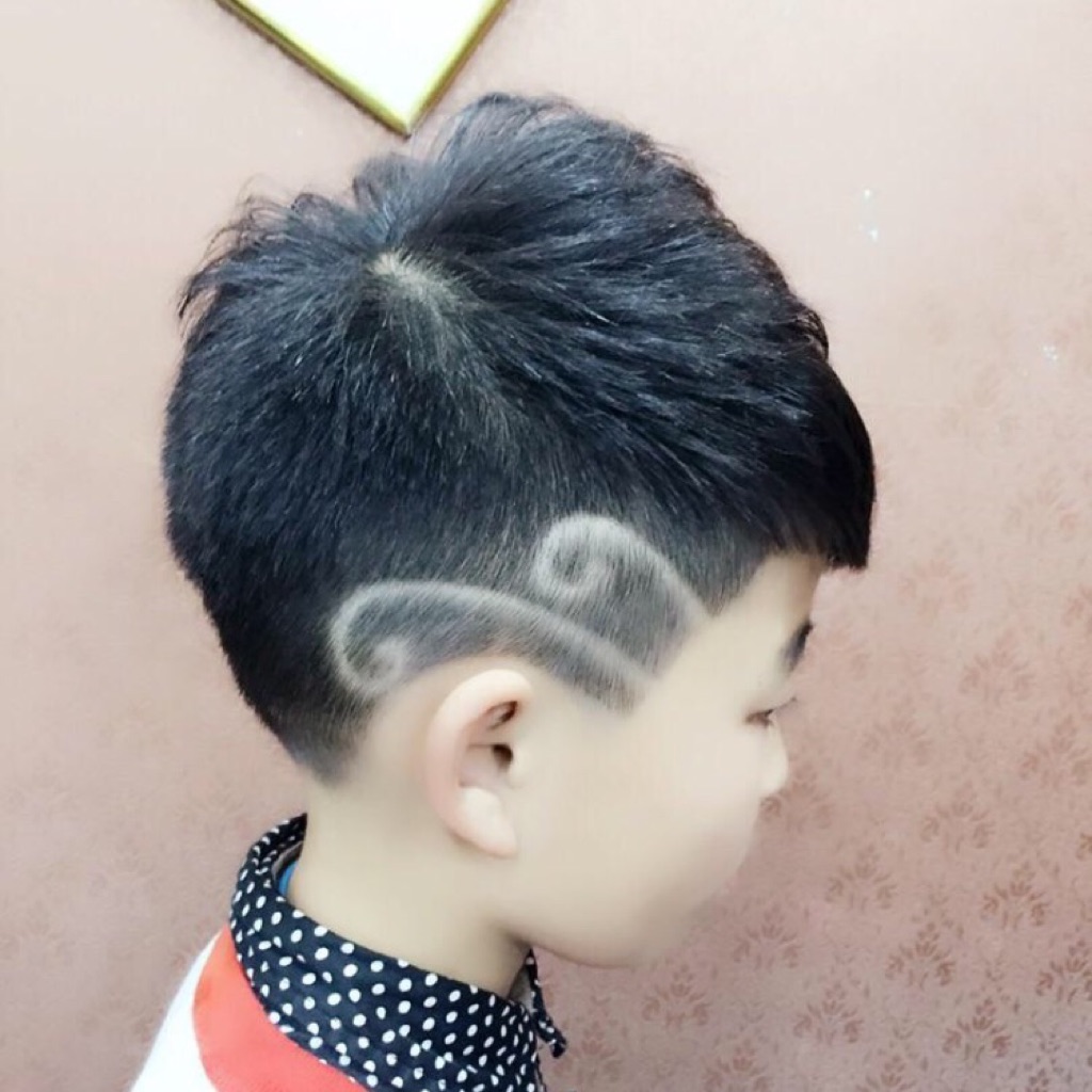 儿童美发刻字
