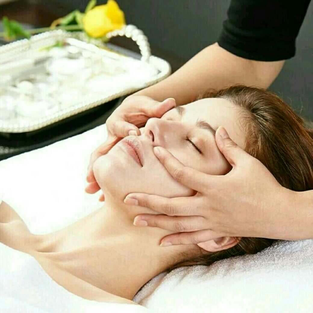 眼部护理 面部按摩