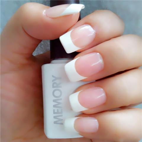 美甲- 纯白法式